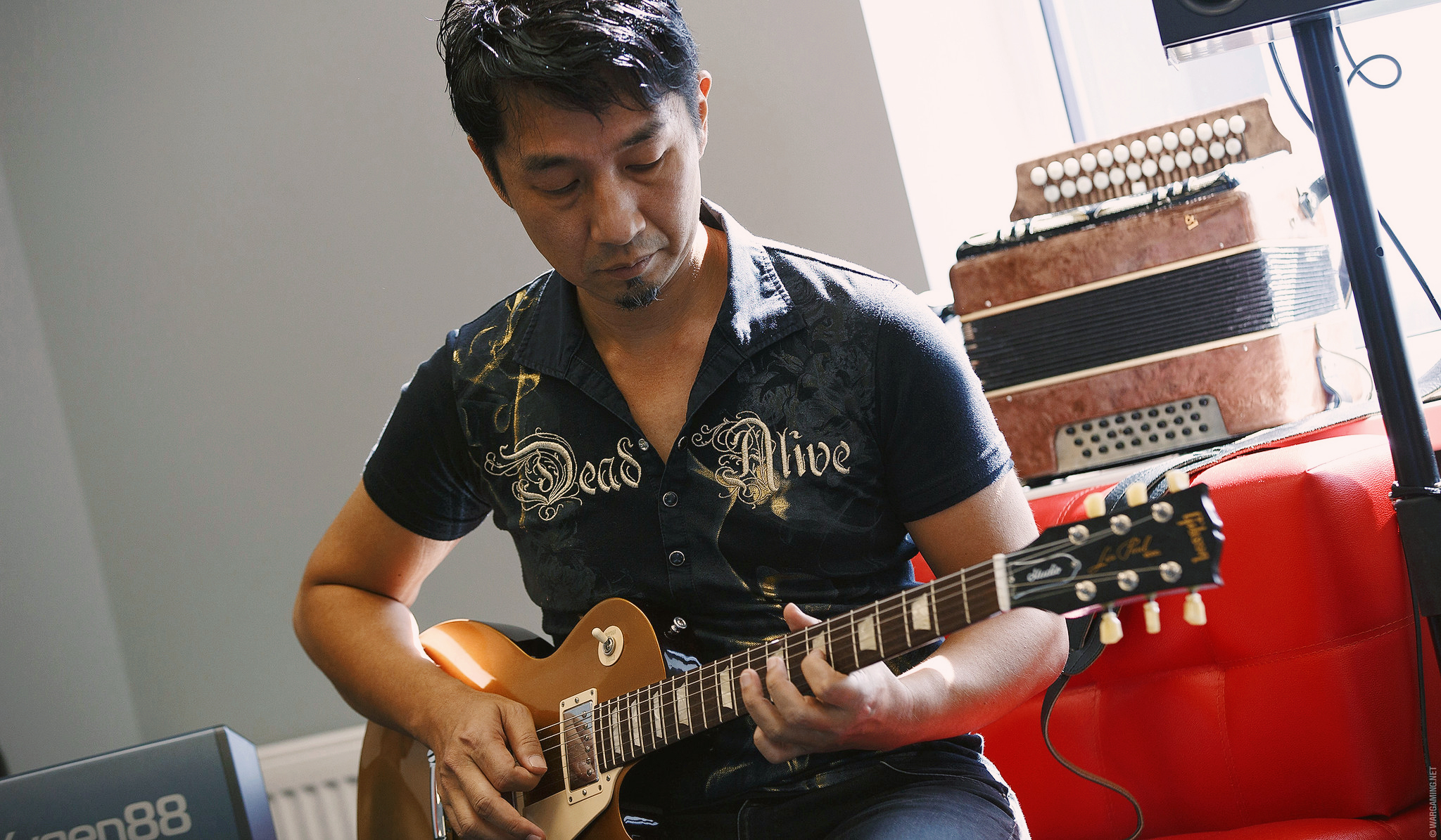 WoT_Music_2_0_Akira_Yamaoka_Photo_03.jpg